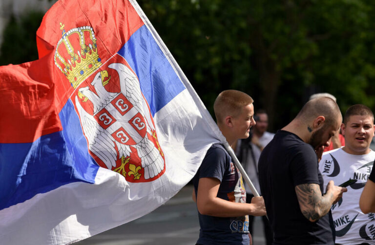 Krsmanović prijavama prijeti prosvjetarima ako ne koriste ćirilicu